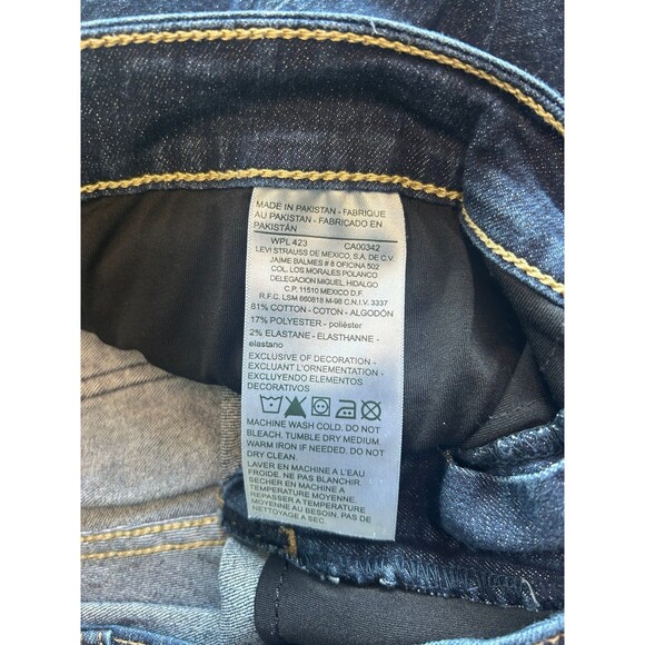 Signature Levi Strauss Gold Totally Shaping Bootcut Womens jeans sz 33 Midrise - Picture 6 of 12